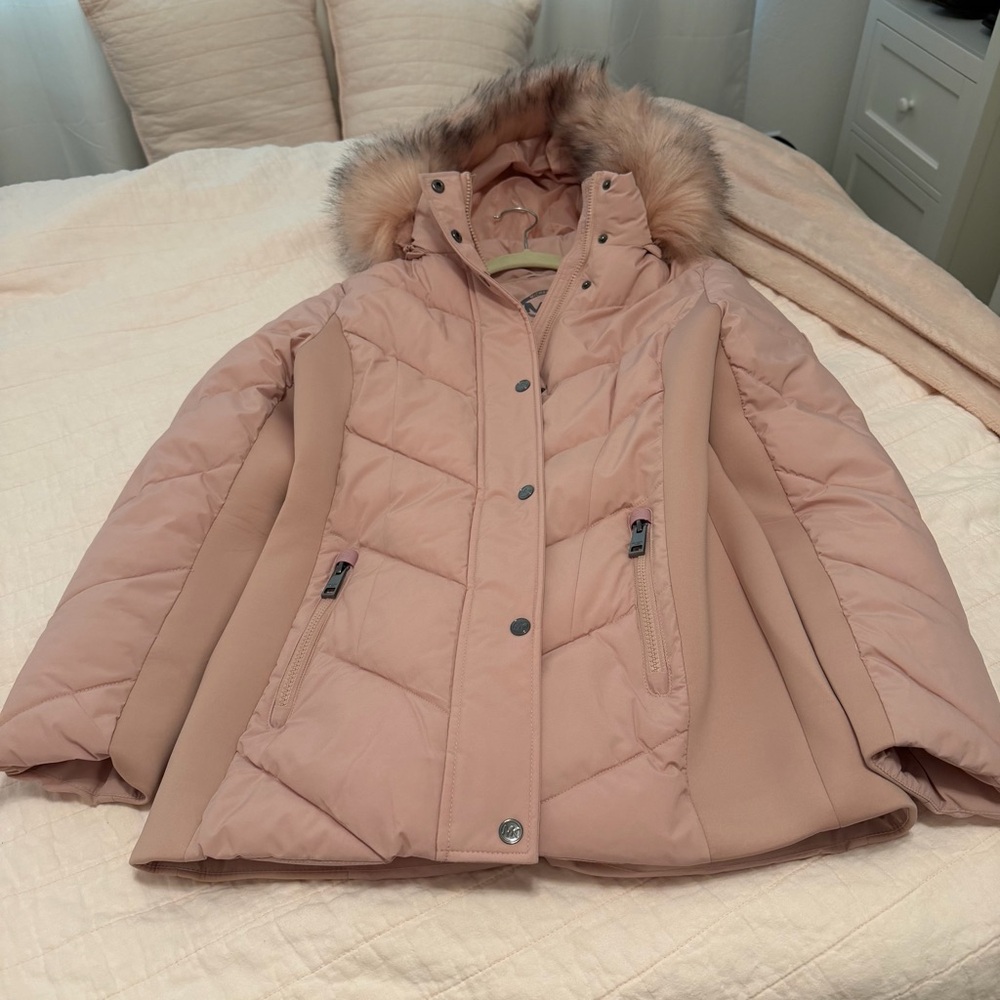 NWOT Michael Kors Pink Faux Fur Trim Hooded Puffer Jacket